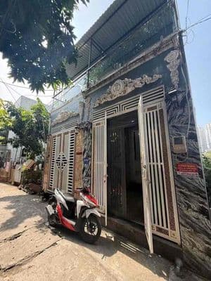 Nhà e rọt giá 8 triệu 4pn hẻm 2581 ở liền