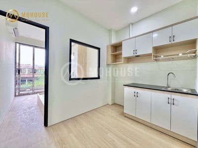 1PN Bancony mới - ngay Phan Đăng Lưu, Bình Thạnh, cho thuê dài hạng
