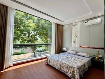 Siêu phẩm sát biển - nhà 3 tầng - full nội thất