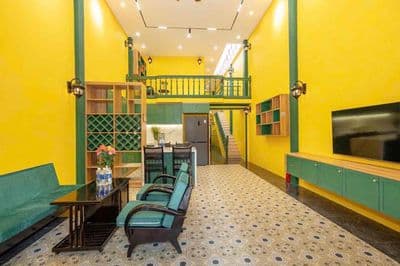 Cho thuê căn Villa 2 tầng Cao Cấp sát Biển MT đường Đinh Đạt