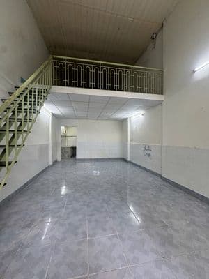 CHo thuê nhà đường Phú thọ hoà - P Phú thọ hoà 4 x 15 M đúc lửng đẹp