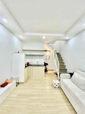 Bán Nhà 2Ty hơn Tân Bình - Ngang 3.5m - 20m2 - Hẻm 1 trục sát mặt tiên