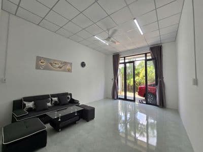 Nhà Mới 100% hẻm xe hơi KDC Ngân Thuận Giá 1 tỷ 290 có sổ hồng đất CLN