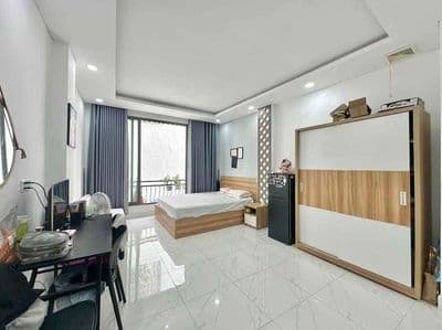 Căn hộ 1 phòng ngủ ban công, full nội thất - gần trung tâm q.3