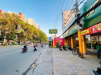 MTKDHL3 , đối diện Celedon Tân Phú , 9m x 35m , 3 lầu . Đang cho bách