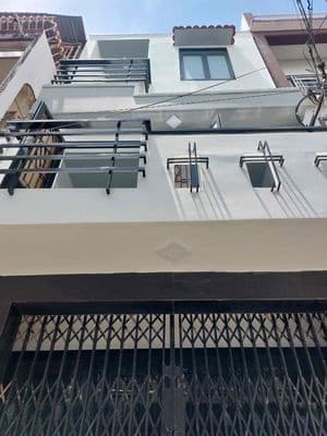 Sát mt 3/2 ,3.8x11.3, 3tầng btct, đại lộ 3/2, q11