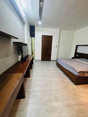 Cho thuê nhà khu nam việt á -nhà 2 tầng-2pn,pk, pb-sân đỗ ô tô-18triêu