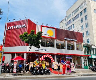 Cho thuê mặt tiền kinh doanh 10m ngã tư khu kinh doanh cao quận 5