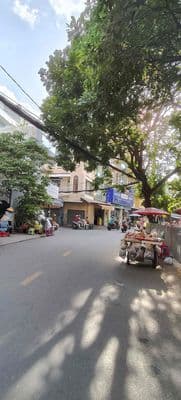 Cần bán gấp nhà 2 mặt tiền Nguyễn văn công - Ngang 7.64m - 4 tầng lầu