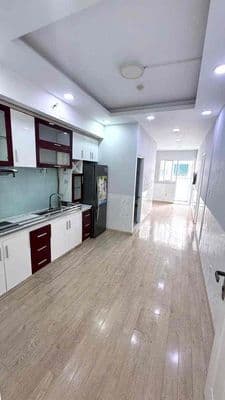 tôi chính chủ bán căn chung cư lê thành tân tạo,căn kế góc