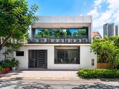 Cho thuê mặt bằng ngang 10m sàn suốt trung tâm quận 2