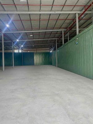 Cho thuê xưởng diện tích từ 700m2 - 1100m2