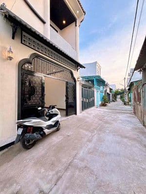 nhà bán hẽm 12/20 nguyen văn cừ