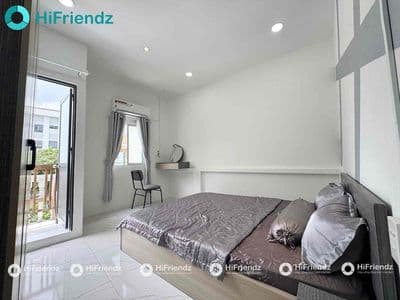 Căn hộ 1pn ban công | được nuôi pet | gần vòng xoay dân chủ