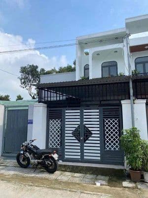 Cho Thuê Nhà Mới 4Phòng Ngủ Sân Ô Tô Gần UBND Phú Lợi