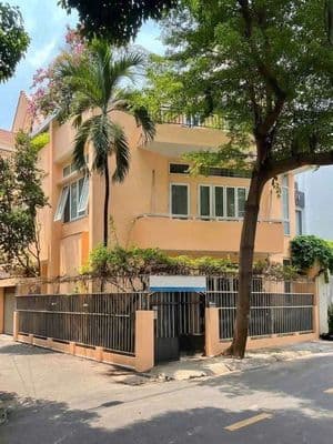 Cho thuê nhà căn góc khu k300. đường c18, p12, q. tân bình