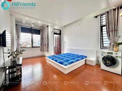 Phòng tách bếp Ban công 35m2 kế cầu Chữ Y sát Sư Phạm Q5