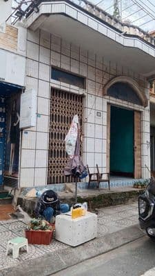 Bán nhà mặt phố Kinh Doanh