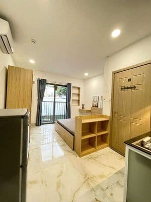 Căn hộ studio 35m2 ban công full nội thất gần các trường đại học