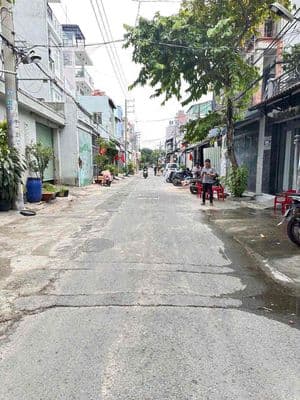 nhà hẻm xe tải đường lê Văn Quới 84 m2 phù hợp chứa hàng kd onl