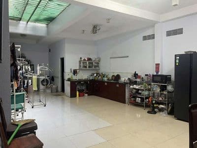 Cho thuê nhà mt 116 nguyên hồng, p.1, gò vấp diện tích: 12m × 18m.