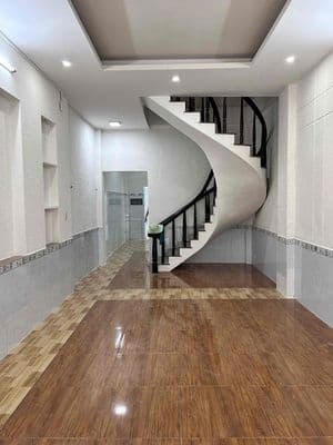 Cho thuê nhà nguyên căn 1T1L đường Trần Thị Năm