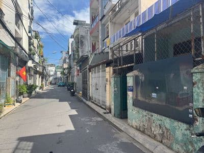 4x15 nhà C4 - hẻm 8m thông phan huy ích . 7tr/tháng
