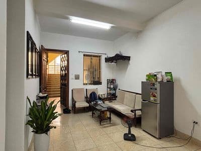 (chính chủ) bán căn hộ 2pn chung cư láng hạ, vị trí đẹp
