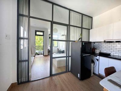 Rộng Thênh Thang - 1PN - Balcon - Tách Bếp - Ngay Tân Định Quận 1