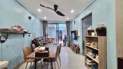 Cho Thuê Nhà 1 Trệt 1 Lầu 2PN 2WC 4x20m Hẻm Nguyễn Thị Thập