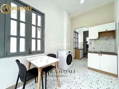 Siêu Phẩm 2PN Full Nội Thất, Bancol Thoáng Mát Ngay cạnh VLU Vô ở Ngay