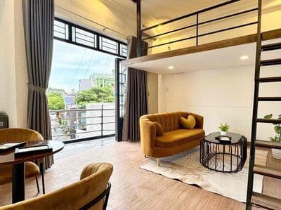 Ngay gần đh công thương - etonw cộng hoà - full nội thất thoáng