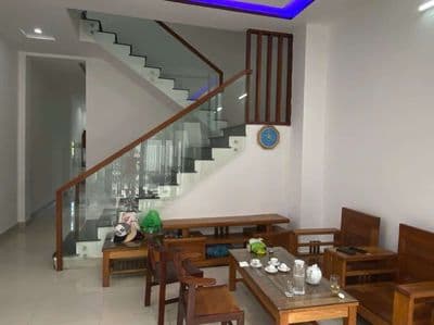 Cho thuê nhà nguyên căn 3 tầng mt đường dương tôn hải