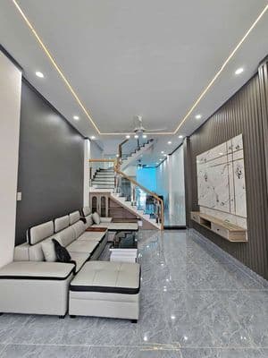 Cho Thuê Nhà MT Trục Chính KDC Kinh doanh ok 12tri/thang
