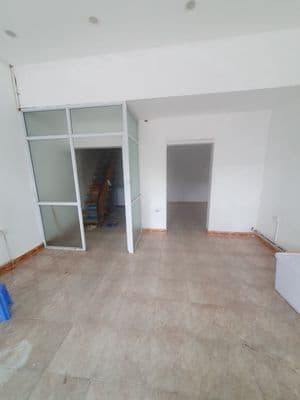 Cho thuê mặt bằng kinh doanh tầng 1 mặt phố Nguyễn Huy Tưởng