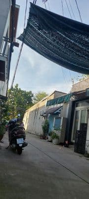 Bán nhà hẻm xe hơi, đường C4 Phạm Hùng