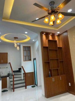 nhà gò dầu 4x7m 1 lầu 2 phòng ngủ 7tr