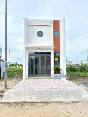 Nhà trệt lầu mới hoàn thiện tại Kdc Đông Phú TP Cần Thơ hỗ trợ vay