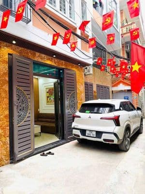 Nhà đẹp, ô tô đỗ cửa, Thanh Xuân, sổ đỏ hoa hậu