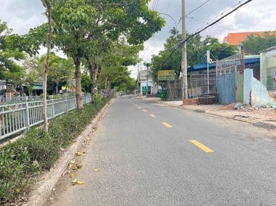 Đất Sổ Hồng Riêng DT: 4m x 12.5m Ngay Chợ