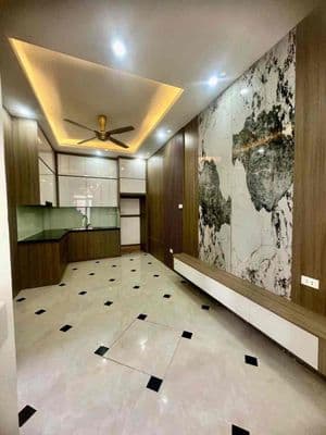 Bán nhà lô góc ngã 5 hà trì - hà đông | 33m² - xây chắc chắn - ở nga