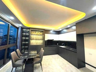 Nhà 6 tầng thang máy full nội thất, Gia Thụy, hơn 9 tỷ