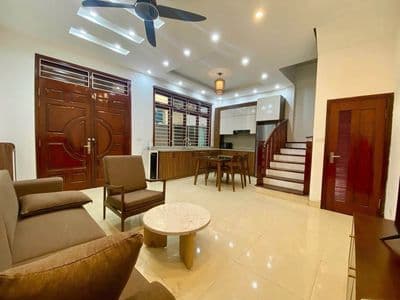 Bán nhà Bồ Đề 45m2, 5 tầng, nhà đẹp
