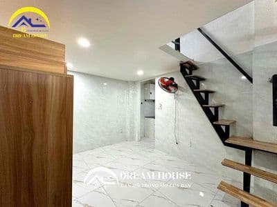 Duplex dưới trệt nhà mới an ninh ngay chợ tân hương trống sẵn an ninh
