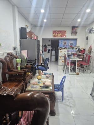 Nhà ở riêng lẻ hẽm ô tô 5m