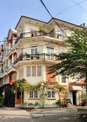 Nhà 2 mặt tiền giá rẻ bán nhanh
