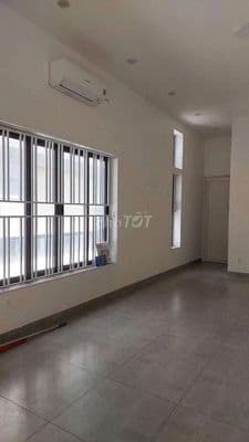 MB lối đi riêng góc 2mt Lý Tự Trọng Q1. giá chỉ 15tr