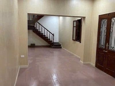 Cho thuê nhà riêng phố Hàng Chuối - 45m2 -3 ngủ