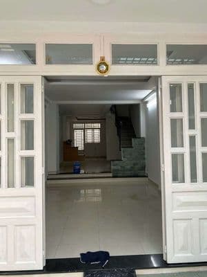 cần cho tguê nhà P THT .khu An sương .DT 4x18 .1 trệt 2Lầu 4PN giá 13