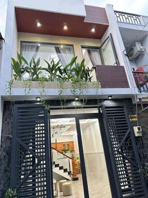 Nhà Bình Tân - Giáp Lê Văn Quới- Full NT- Sát Mặt tiền
